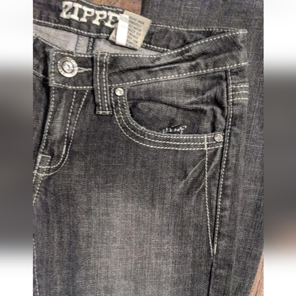 ZIPPER Brand Womens Dark Gray Wash Bootleg Jeans w/ Studs & Rhinestones - Size 5 - Picture 6 of 16